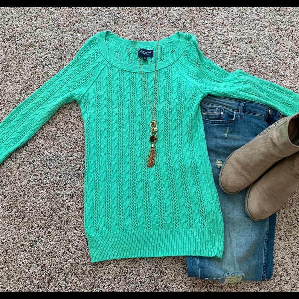 Light green sweater